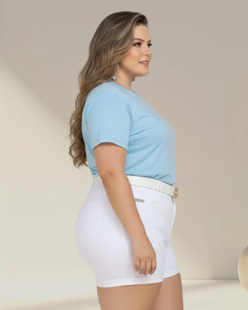 Short Jeans branco Modelador empina Bum Bum